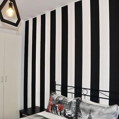 M.Aurelio Black & White Milano Eksteriør bilde